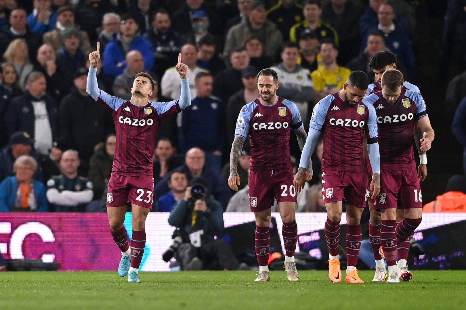 赛季表现稳 赛季表现稳