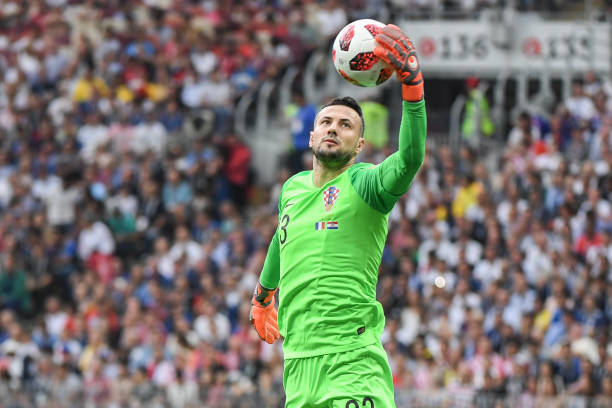 在主帅穆里 在主帅穆里